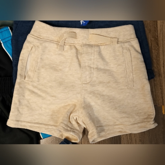 𝑩𝒐𝒚𝒔 𝟏𝟖𝑴 𝑨𝒔𝒔𝒐𝒓𝒕𝒆𝒅 𝑪𝒐𝒍𝒐𝒓 𝑺𝒉𝒐𝒓𝒕𝒔 𝑩𝒖𝒏𝒅𝒍𝒆 - Picture 5 of 8